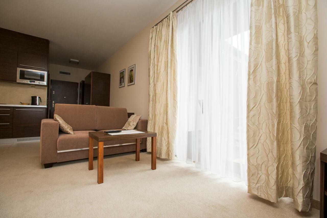 Willa Port Apartament Lilia Ostróda Buitenkant foto